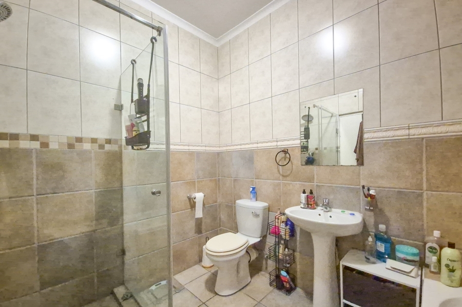 2 Bedroom Property for Sale in Rosendal Western Cape